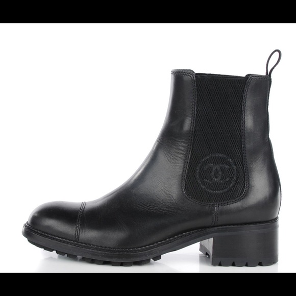 chanel chelsea boots